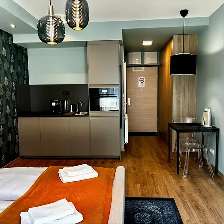 Corvin Park Apartamento *
